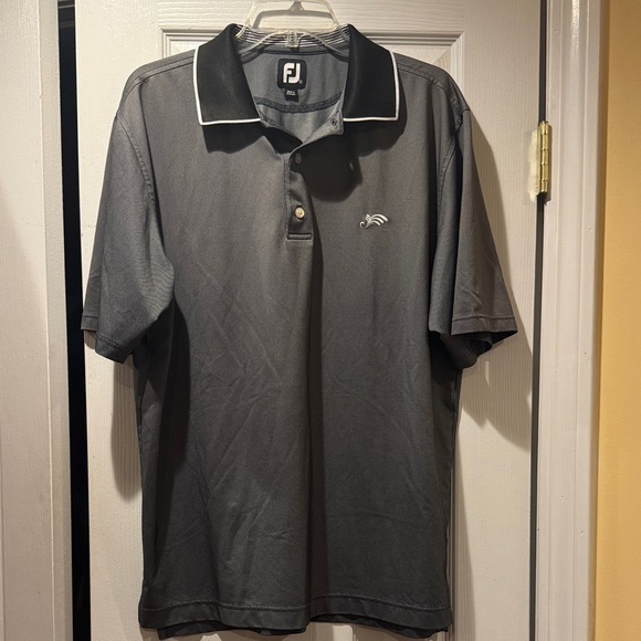 FootJoy Men’s Charcoal Gray Polo with Black Collar and White Piping - Picture 4 of 5